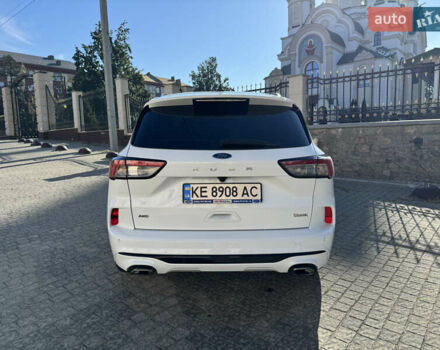 Белый Форд Куга, объемом двигателя 1.5 л и пробегом 53 тыс. км за 24999 $, фото 9 на Automoto.ua
