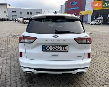 Белый Форд Куга, объемом двигателя 1.5 л и пробегом 31 тыс. км за 24200 $, фото 6 на Automoto.ua