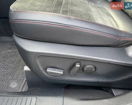 Белый Форд Куга, объемом двигателя 1.5 л и пробегом 31 тыс. км за 24200 $, фото 11 на Automoto.ua