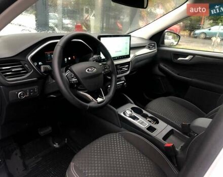 Белый Форд Куга, объемом двигателя 1.5 л и пробегом 6 тыс. км за 25500 $, фото 11 на Automoto.ua