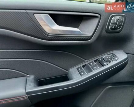 Белый Форд Куга, объемом двигателя 1.5 л и пробегом 22 тыс. км за 35000 $, фото 8 на Automoto.ua