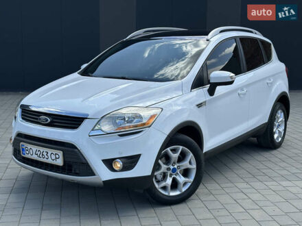 Форд Куга 2009 в Хмельницком на Automoto.ua Белый Форд Куга, объемом двигателя 2 л и пробегом 255 тыс. км за 9800 $, фото 1 на Automoto.ua