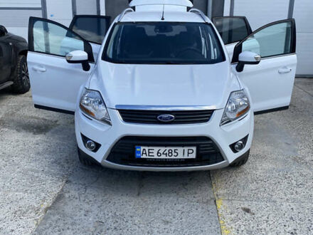 Форд Куга 2009 у Львові на Automoto.ua Білий Форд Куга, об'ємом двигуна 2 л та пробігом 212 тис. км за 9250 $, фото 1 на Automoto.ua
