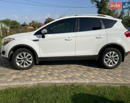 Білий Форд Куга, об'ємом двигуна 2.52 л та пробігом 200 тис. км за 11200 $, фото 1 на Automoto.ua