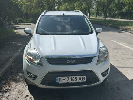 Форд Куга 2010 в Запорожье на Automoto.ua Белый Форд Куга, объемом двигателя 2.52 л и пробегом 245 тыс. км за 9700 $, фото 1 на Automoto.ua