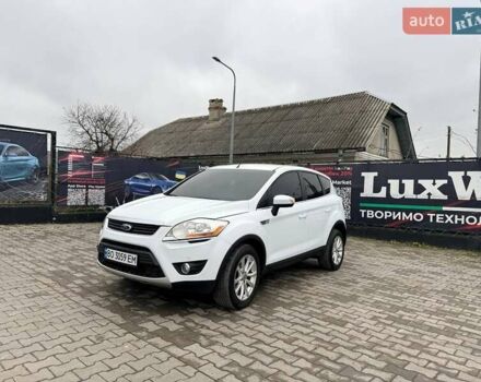 Білий Форд Куга, об'ємом двигуна 2 л та пробігом 227 тис. км за 9000 $, фото 1 на Automoto.ua