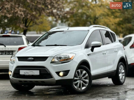 Форд Куга 2010 в Одессе на Automoto.ua Белый Форд Куга, объемом двигателя 2.5 л и пробегом 60 тыс. км за 12900 $, фото 1 на Automoto.ua