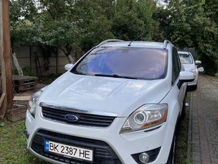 Білий Форд Куга, об'ємом двигуна 2 л та пробігом 228 тис. км за 9600 $, фото 1 на Automoto.ua