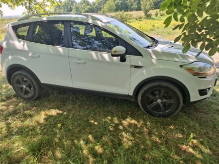 Білий Форд Куга, об'ємом двигуна 2 л та пробігом 265 тис. км за 9501 $, фото 1 на Automoto.ua