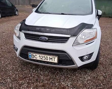Белый Форд Куга, объемом двигателя 2 л и пробегом 235 тыс. км за 11200 $, фото 1 на Automoto.ua