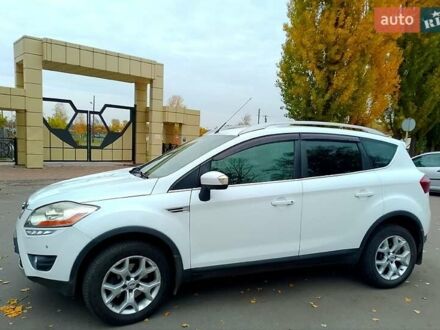 Форд Куга 2010 в Миргороде на Automoto.ua Белый Форд Куга, объемом двигателя 2 л и пробегом 207 тыс. км за 9999 $, фото 1 на Automoto.ua