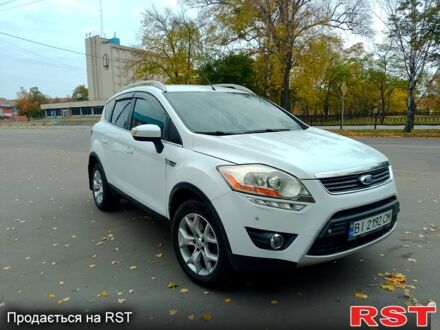 Форд Куга 2010 в Миргороде на Automoto.ua Белый Форд Куга, объемом двигателя 2 л и пробегом 207 тыс. км за 9999 $, фото 1 на Automoto.ua