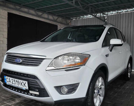 Белый Форд Куга, объемом двигателя 2.52 л и пробегом 505 тыс. км за 8000 $, фото 1 на Automoto.ua