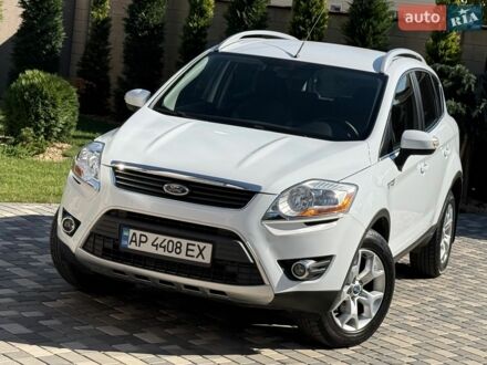 Білий Форд Куга, об'ємом двигуна 2 л та пробігом 129 тис. км за 10700 $, фото 1 на Automoto.ua