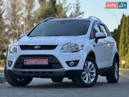 Білий Форд Куга, об'ємом двигуна 2 л та пробігом 280 тис. км за 9800 $, фото 1 на Automoto.ua