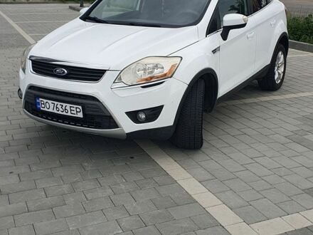 Білий Форд Куга, об'ємом двигуна 2 л та пробігом 275 тис. км за 10500 $, фото 1 на Automoto.ua