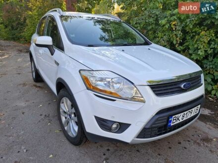 Білий Форд Куга, об'ємом двигуна 2 л та пробігом 219 тис. км за 9900 $, фото 1 на Automoto.ua