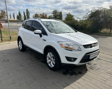 Белый Форд Куга, объемом двигателя 2 л и пробегом 192 тыс. км за 6181 $, фото 1 на Automoto.ua