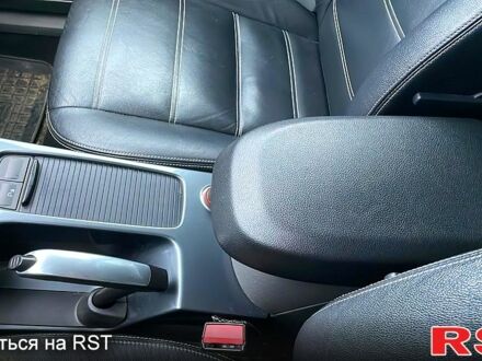 Білий Форд Куга, об'ємом двигуна 2.5 л та пробігом 142 тис. км за 11500 $, фото 1 на Automoto.ua