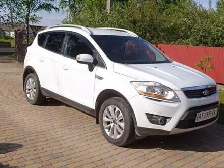 Форд Куга 2011 в Рожнятове на Automoto.ua Белый Форд Куга, объемом двигателя 2 л и пробегом 145 тыс. км за 13000 $, фото 1 на Automoto.ua