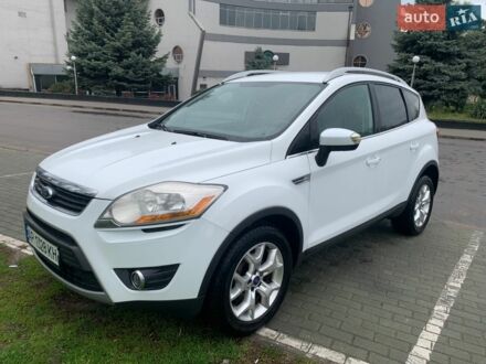 Білий Форд Куга, об'ємом двигуна 2 л та пробігом 295 тис. км за 9500 $, фото 1 на Automoto.ua