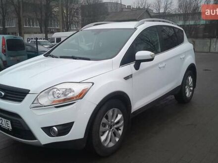 Белый Форд Куга, объемом двигателя 2 л и пробегом 235 тыс. км за 9250 $, фото 1 на Automoto.ua