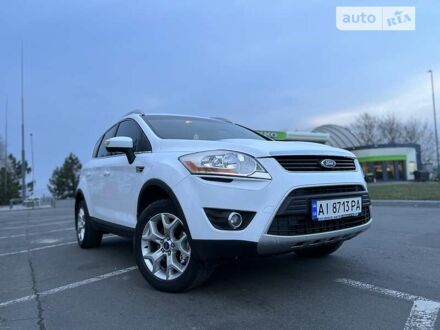 Форд Куга 2011 в Киеве на Automoto.ua Белый Форд Куга, объемом двигателя 2.5 л и пробегом 170 тыс. км за 11200 $, фото 1 на Automoto.ua