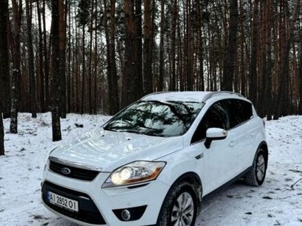 Белый Форд Куга, объемом двигателя 2 л и пробегом 315 тыс. км за 8500 $, фото 1 на Automoto.ua