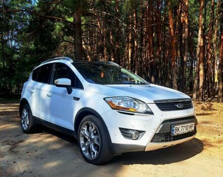 Білий Форд Куга, об'ємом двигуна 2 л та пробігом 210 тис. км за 11000 $, фото 1 на Automoto.ua