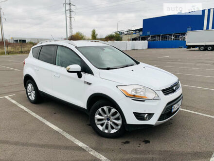 Белый Форд Куга, объемом двигателя 2 л и пробегом 140 тыс. км за 12500 $, фото 1 на Automoto.ua