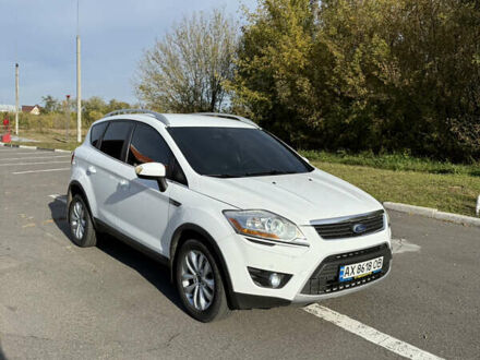 Форд Куга 2011 в Харькове на Automoto.ua Белый Форд Куга, объемом двигателя 2.52 л и пробегом 187 тыс. км за 12000 $, фото 1 на Automoto.ua