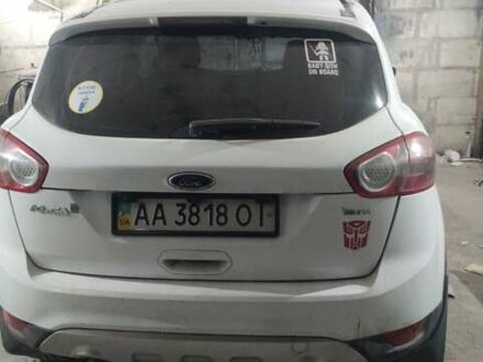 Форд Куга 2011 в Киеве на Automoto.ua Белый Форд Куга, объемом двигателя 2 л и пробегом 220 тыс. км за 9400 $, фото 1 на Automoto.ua