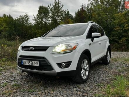 Білий Форд Куга, об'ємом двигуна 2 л та пробігом 177 тис. км за 10800 $, фото 1 на Automoto.ua