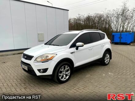 Белый Форд Куга, объемом двигателя 2.5 л и пробегом 220 тыс. км за 9600 $, фото 1 на Automoto.ua