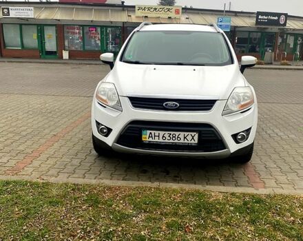 Белый Форд Куга, объемом двигателя 2 л и пробегом 97 тыс. км за 10400 $, фото 1 на Automoto.ua