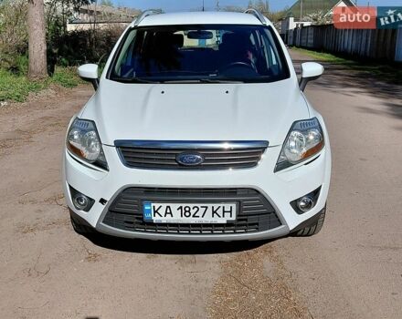Белый Форд Куга, объемом двигателя 2 л и пробегом 160 тыс. км за 11500 $, фото 1 на Automoto.ua