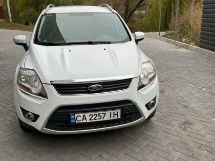 Белый Форд Куга, объемом двигателя 2 л и пробегом 243 тыс. км за 12100 $, фото 1 на Automoto.ua
