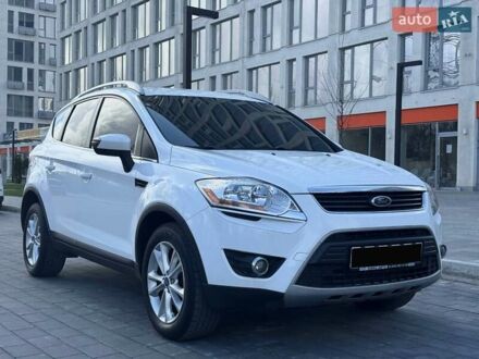 Белый Форд Куга, объемом двигателя 2 л и пробегом 131 тыс. км за 11500 $, фото 1 на Automoto.ua