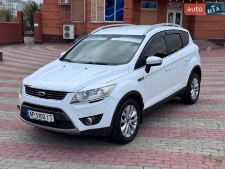 Форд Куга 2012 в Запорожье на Automoto.ua Белый Форд Куга, объемом двигателя 2 л и пробегом 251 тыс. км за 9999 $, фото 1 на Automoto.ua