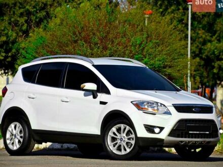 Білий Форд Куга, об'ємом двигуна 2 л та пробігом 133 тис. км за 11200 $, фото 1 на Automoto.ua
