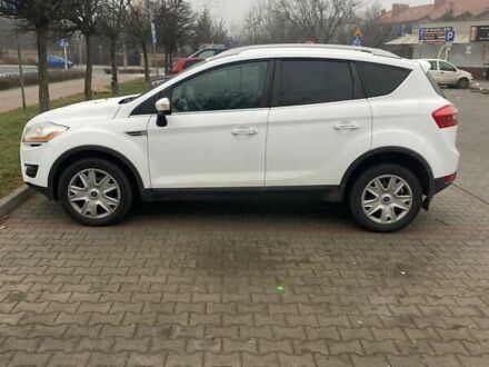 Белый Форд Куга, объемом двигателя 2 л и пробегом 97 тыс. км за 11800 $, фото 1 на Automoto.ua
