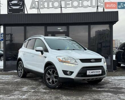 Белый Форд Куга, объемом двигателя 2 л и пробегом 195 тыс. км за 12990 $, фото 1 на Automoto.ua