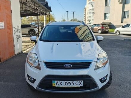 Белый Форд Куга, объемом двигателя 2 л и пробегом 50 тыс. км за 14300 $, фото 1 на Automoto.ua