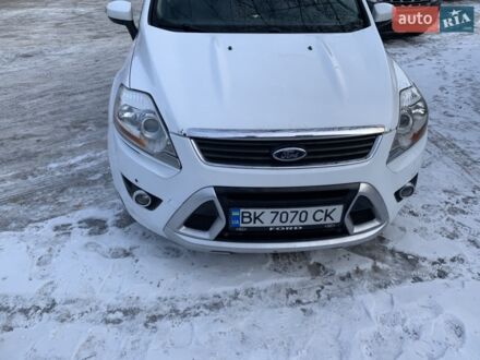 Белый Форд Куга, объемом двигателя 2 л и пробегом 350 тыс. км за 10000 $, фото 1 на Automoto.ua
