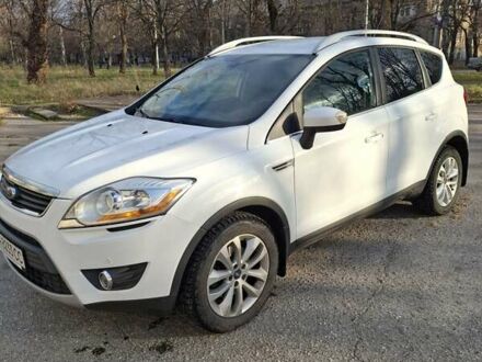 Форд Куга 2012 в Запорожье на Automoto.ua Белый Форд Куга, объемом двигателя 2.52 л и пробегом 122 тыс. км за 12500 $, фото 1 на Automoto.ua