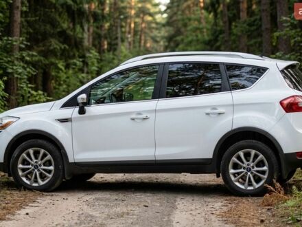 Білий Форд Куга, об'ємом двигуна 2 л та пробігом 328 тис. км за 9700 $, фото 1 на Automoto.ua