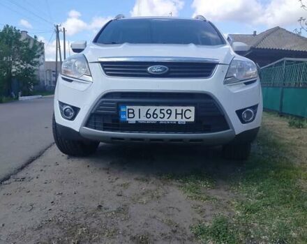 Белый Форд Куга, объемом двигателя 2 л и пробегом 180 тыс. км за 10800 $, фото 1 на Automoto.ua