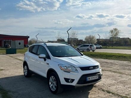 Білий Форд Куга, об'ємом двигуна 2 л та пробігом 157 тис. км за 11650 $, фото 1 на Automoto.ua