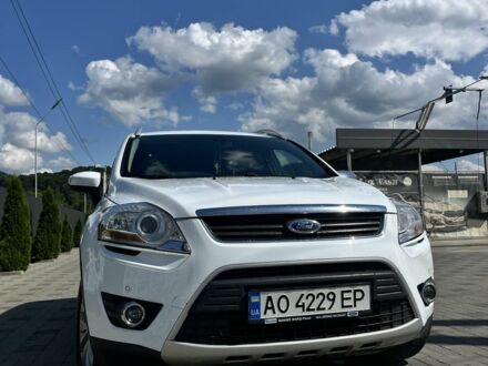 Форд Куга 2012 у Хусте на Automoto.ua Білий Форд Куга, об'ємом двигуна 2 л та пробігом 139 тис. км за 11200 $, фото 1 на Automoto.ua