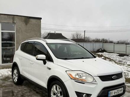 Білий Форд Куга, об'ємом двигуна 2 л та пробігом 214 тис. км за 12000 $, фото 1 на Automoto.ua